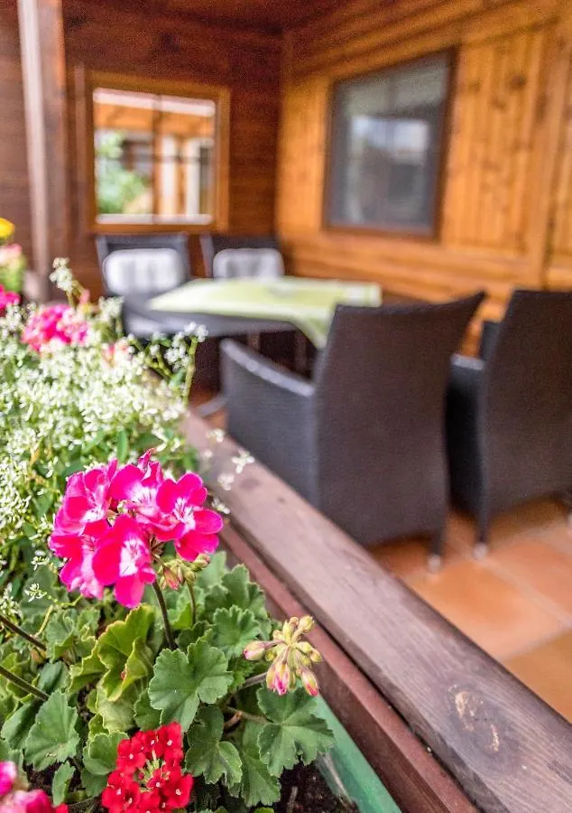 Bartlhof-Ferienwohnungen-Zimmer Burglengenfeld