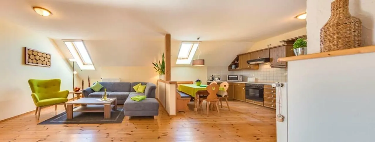 Bartlhof-Ferienwohnungen-Zimmer Burglengenfeld 0*,